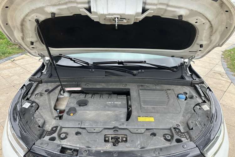 Used EXEED Lingyun 2019 1.6T Two-Wheel Drive Diamond Edition Engine Bay