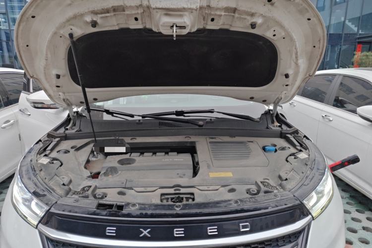 Used EXEED Lingyun 2019 1.6T Two-Wheel Drive Diamond Edition Engine Bay