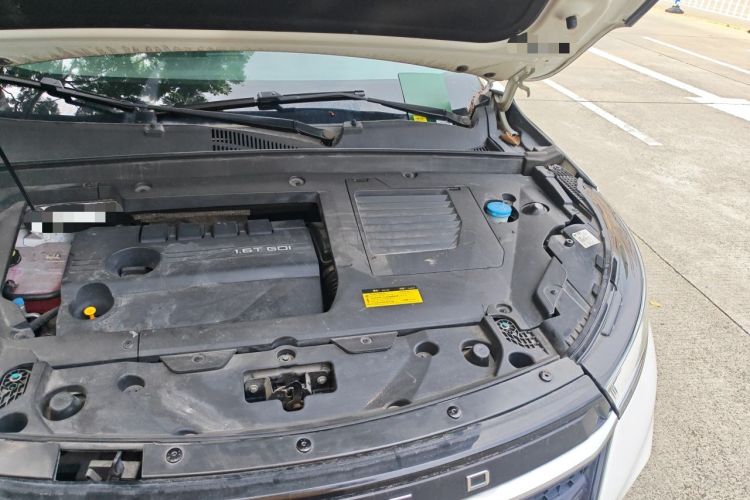 Used EXEED Lingyun 2019 1.6T Two-Wheel-Drive Platinum Edition Engine Bay Left
