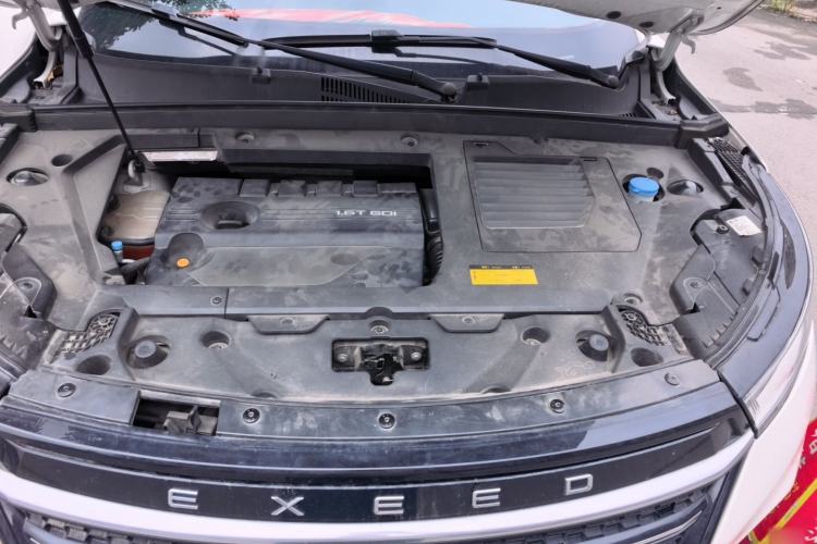 Used EXEED Lingyun 2019 1.6T Two-Wheel-Drive Platinum Edition Engine Bay