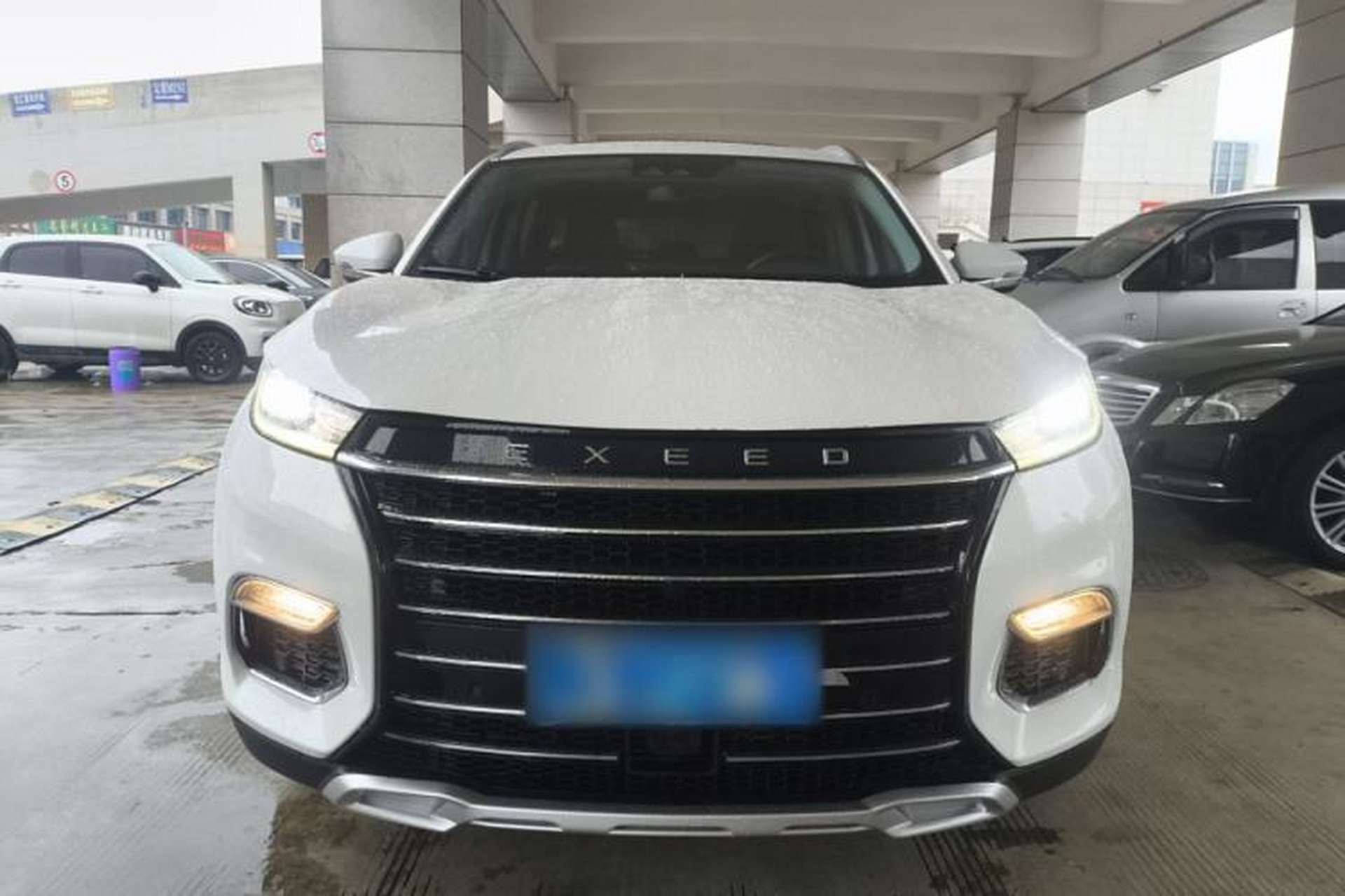 Used EXEED Lingyun 2019 1.6T Two-Wheel Drive Diamond Edition Front