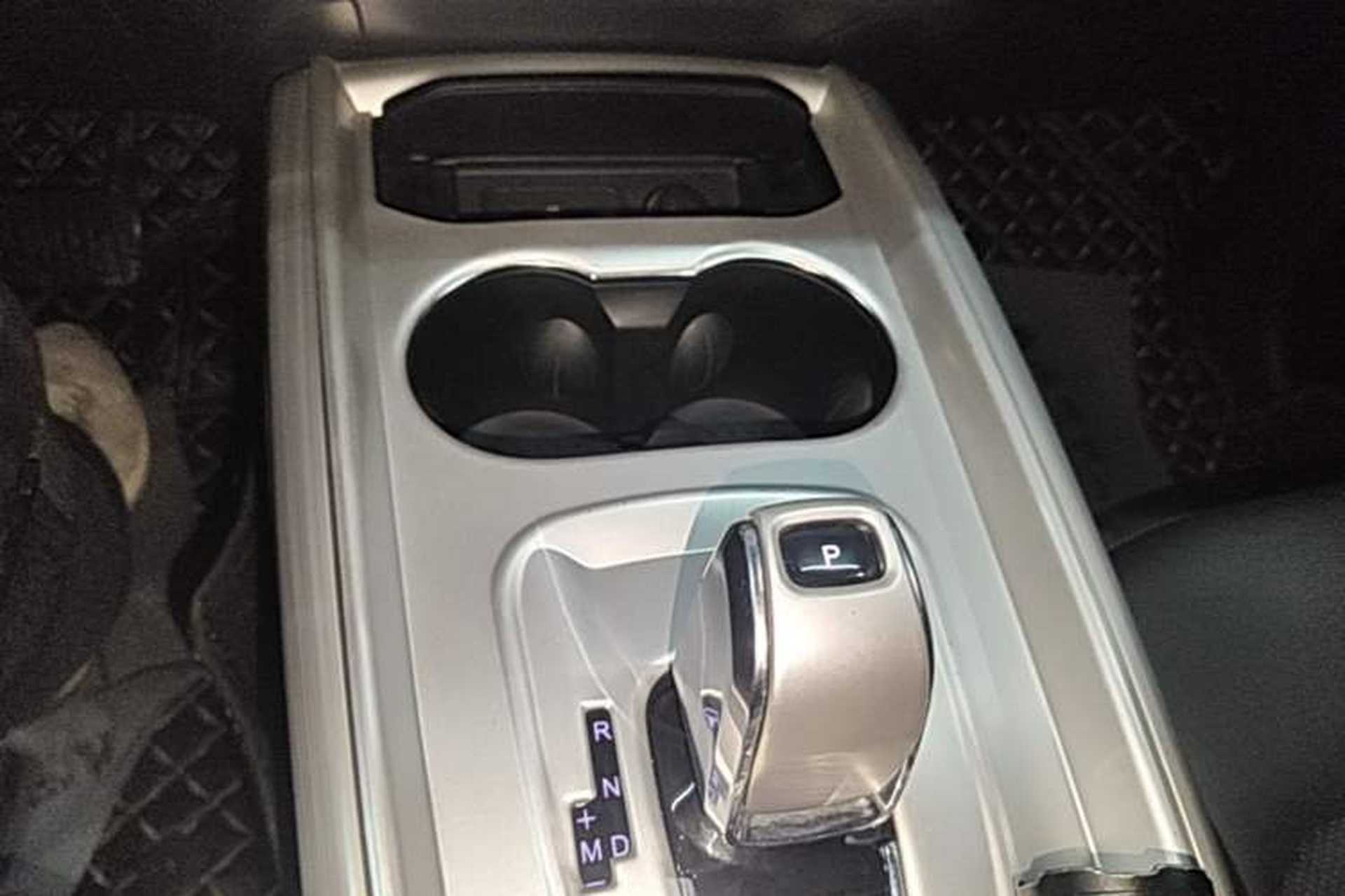 Used EXEED Lingyun 2019 1.6T Two-Wheel Drive Diamond Edition Gear Lever