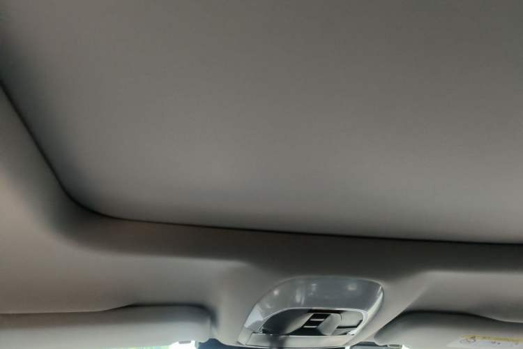 Used EXEED Lingyun 2019 1.6T Two-Wheel Drive Diamond Edition Headliner