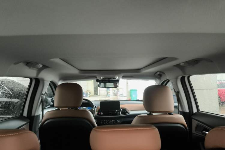 Used EXEED Lingyun 2019 1.6T Two-Wheel Drive Diamond Edition Headliner