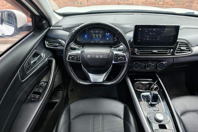 Used EXEED Lingyun 2019 1.6T Two-Wheel Drive Diamond Edition Interior 6