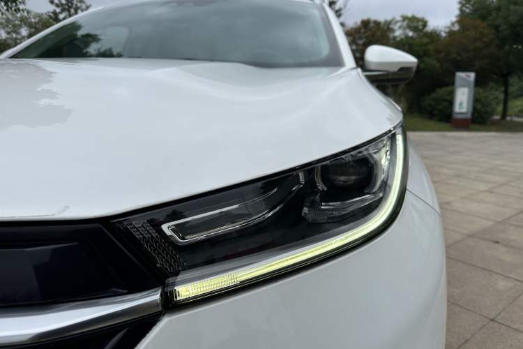 Used EXEED Lingyun 2019 1.6T Two-Wheel Drive Diamond Edition Left Front Headlight