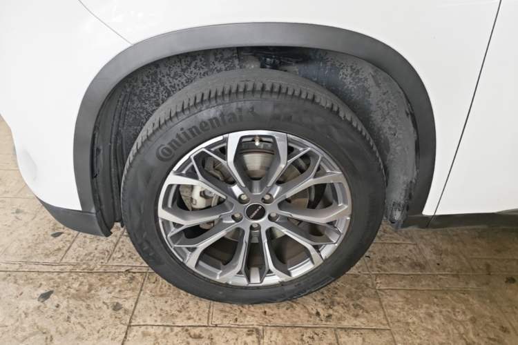 Used EXEED Lingyun 2019 1.6T Two-Wheel Drive Diamond Edition Left Front Wheel Hub