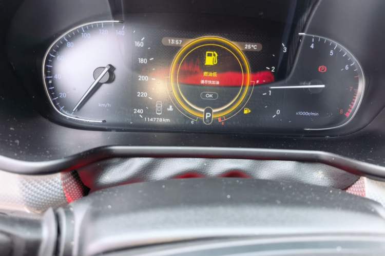 Used EXEED Lingyun 2019 1.6T Two-Wheel-Drive Platinum Edition Odometer Close Up