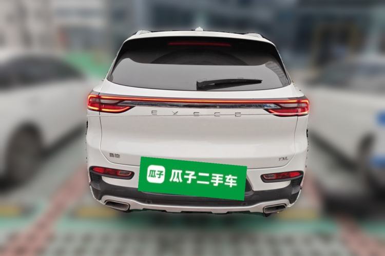 Used EXEED Lingyun 2019 1.6T Two-Wheel Drive Diamond Edition Rear