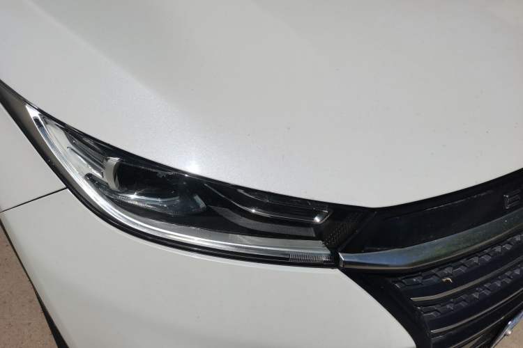 Used EXEED Lingyun 2019 1.6T Two-Wheel Drive Diamond Edition Right Front Headlight