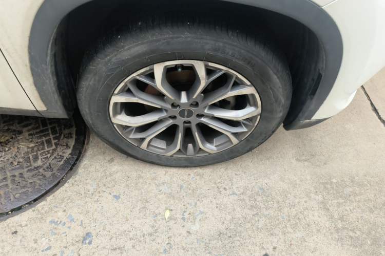 Used EXEED Lingyun 2019 1.6T Two-Wheel Drive Diamond Edition Right Front Wheel Hub