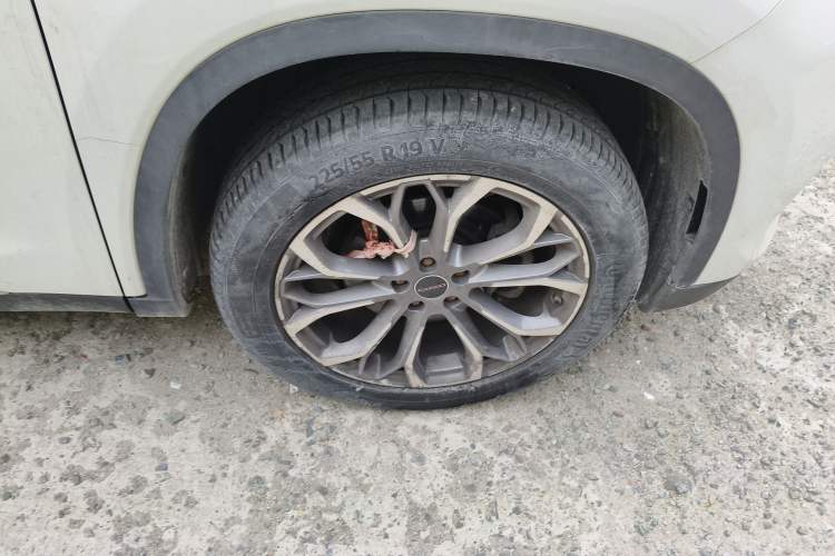 Used EXEED Lingyun 2019 1.6T Two-Wheel Drive Diamond Edition Right Front Wheel Hub
