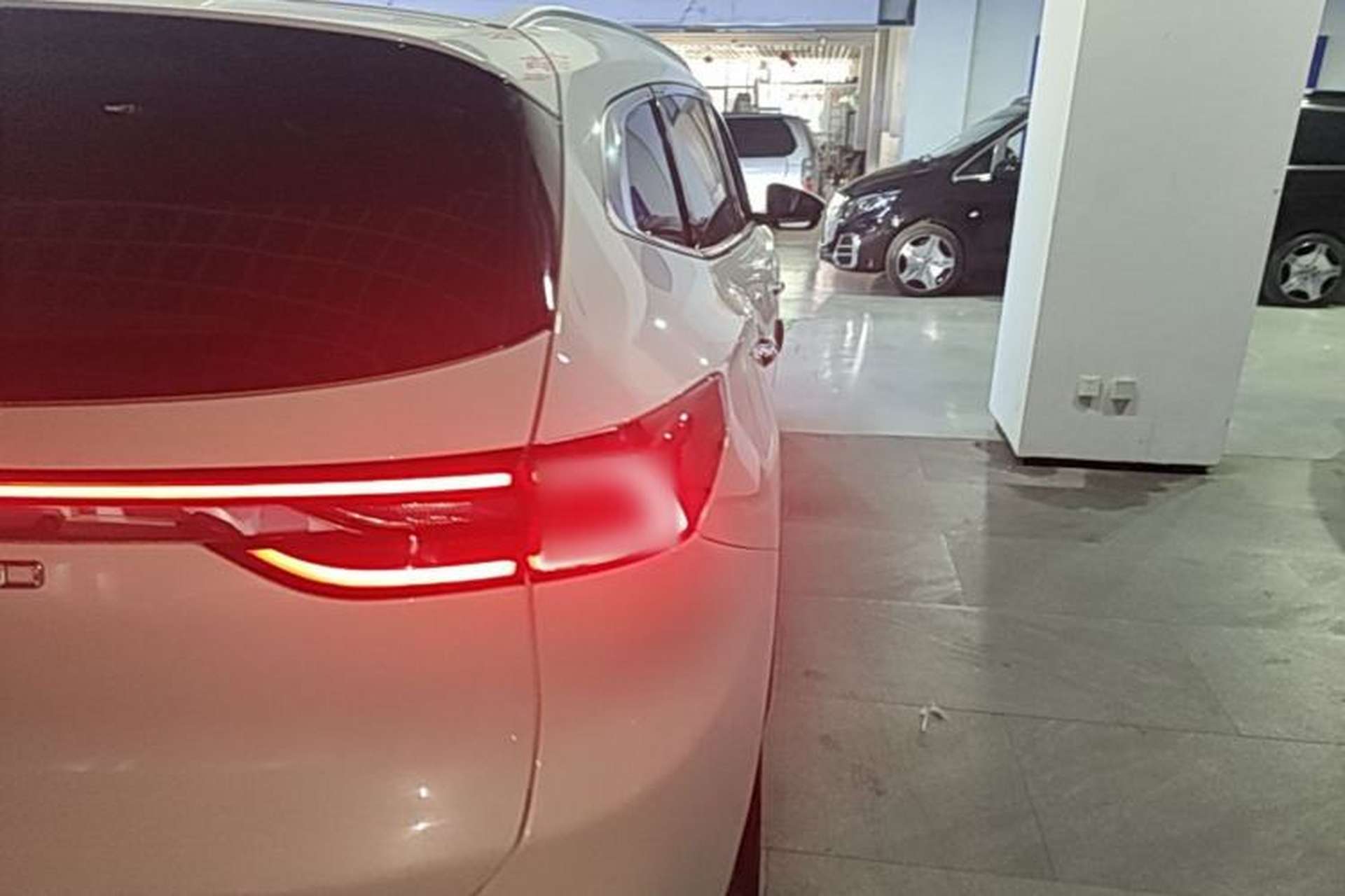 Used EXEED Lingyun 2019 1.6T Two-Wheel Drive Diamond Edition Right Rear Taillight