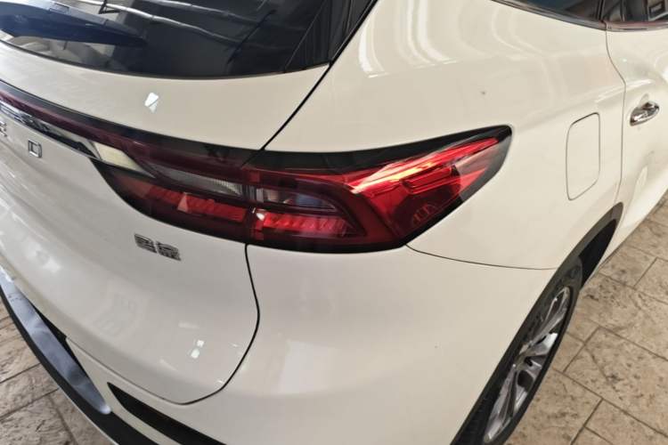 Used EXEED Lingyun 2019 1.6T Two-Wheel Drive Diamond Edition Right Rear Taillight
