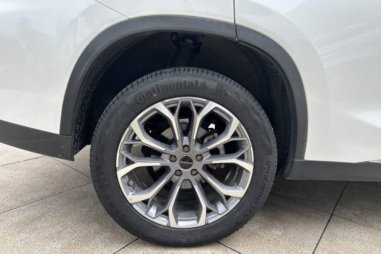 Used EXEED Lingyun 2019 1.6T Two-Wheel Drive Diamond Edition Right Rear Wheel Hub
