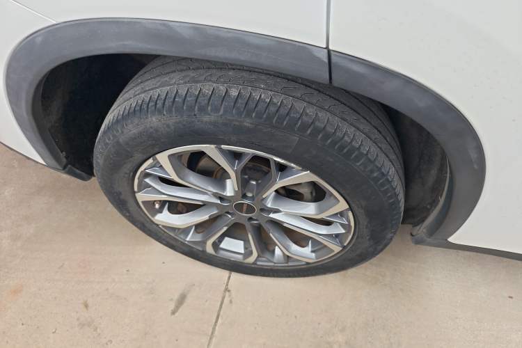 Used EXEED Lingyun 2019 1.6T Two-Wheel Drive Diamond Edition Right Rear Wheel Hub