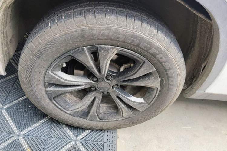 Used EXEED Lingyun 2019 1.6T Two-Wheel-Drive Platinum Edition Right Rear Wheel Hub
