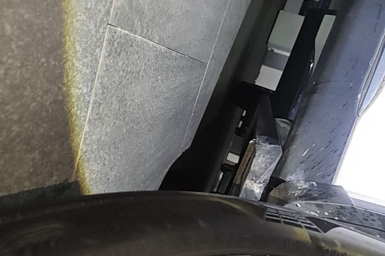 Used EXEED Lingyun 2019 1.6T Two-Wheel Drive Diamond Edition Right Side Sill