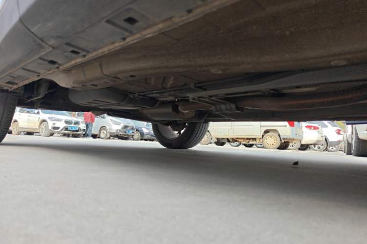 Used EXEED Lingyun 2019 1.6T Two-Wheel Drive Diamond Edition Right Side Sill