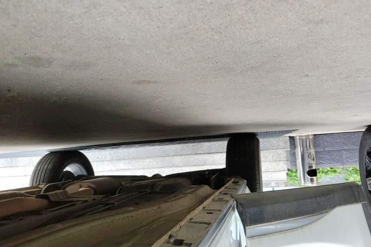 Used EXEED Lingyun 2019 1.6T Two-Wheel-Drive Platinum Edition Right Side Sill