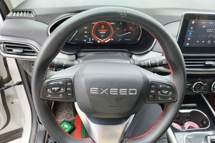Used EXEED Lingyun 2019 1.6T Two-Wheel-Drive Platinum Edition Steering Wheel