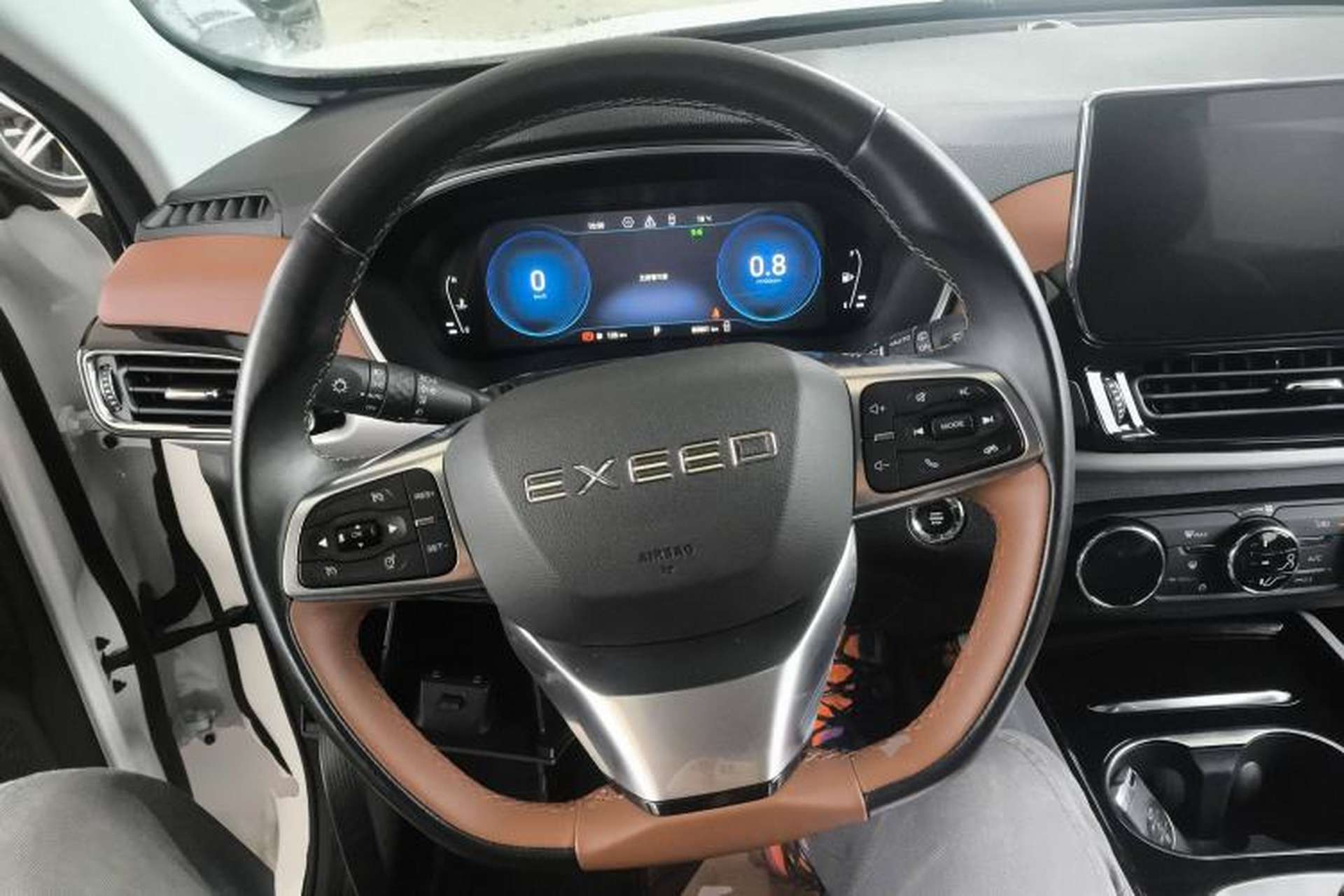 Used EXEED Lingyun 2019 1.6T Two-Wheel Drive Diamond Edition Steering Wheel