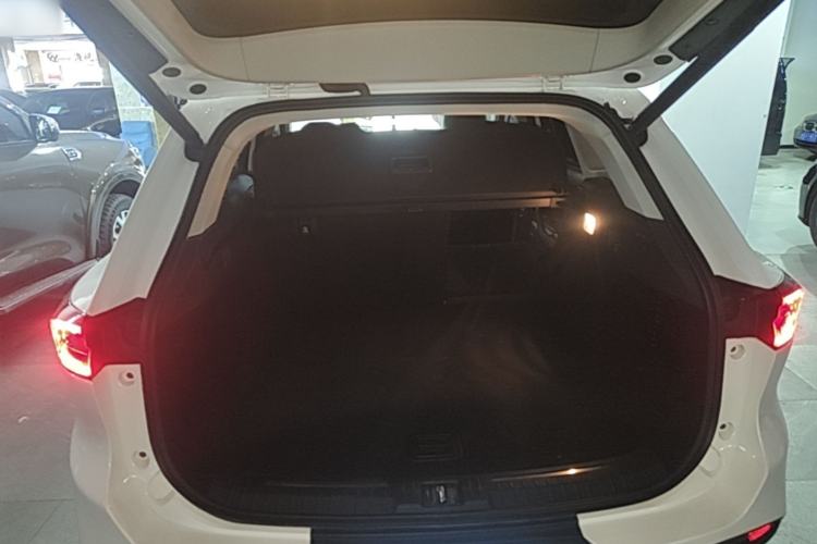 Used EXEED Lingyun 2019 1.6T Two-Wheel Drive Diamond Edition Trunk