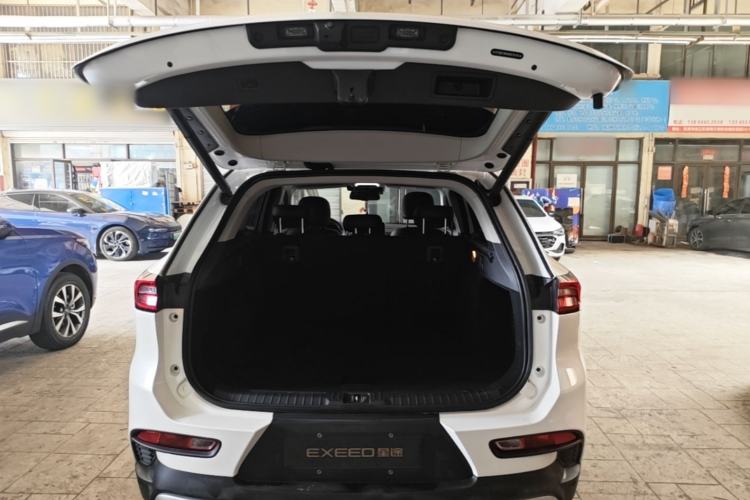 Used EXEED Lingyun 2019 1.6T Two-Wheel Drive Diamond Edition Trunk