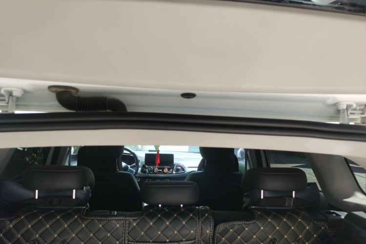 Used EXEED Lingyun 2019 1.6T Two-Wheel Drive Diamond Edition Trunk