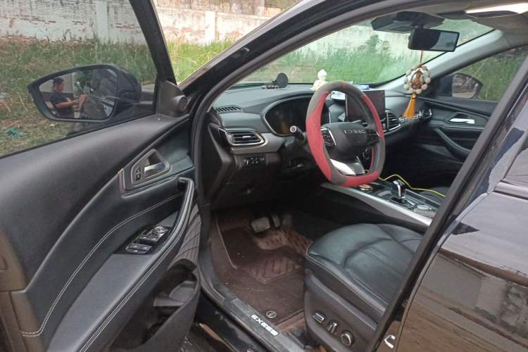 Used EXEED Lingyun 2020 1.6T Two-Wheel Drive Star Edition Driver Seat