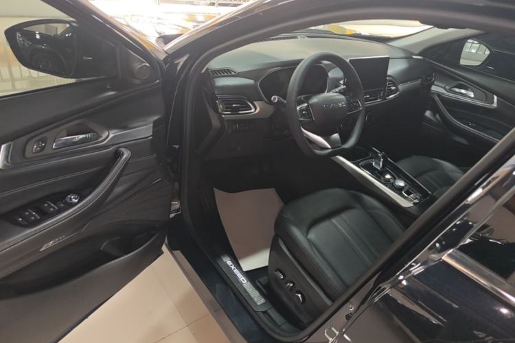 Used EXEED Lingyun 2020 1.6T Two-Wheel Drive Star Edition Driver Seat