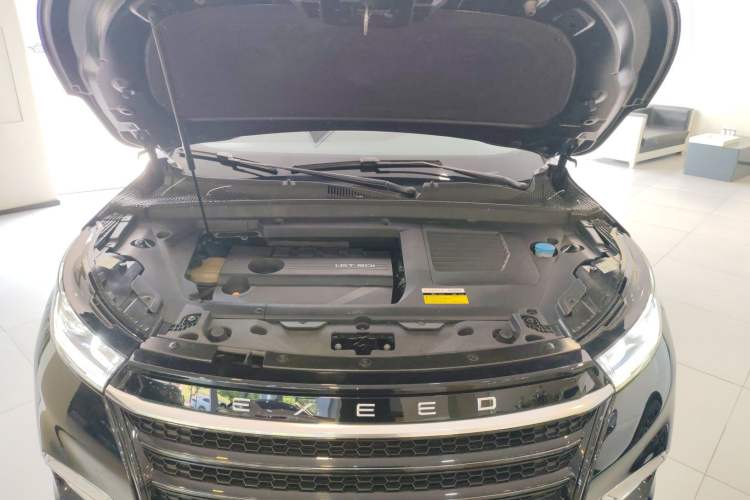 Used EXEED Lingyun 2020 1.6T Two-Wheel Drive Star Edition Engine Bay