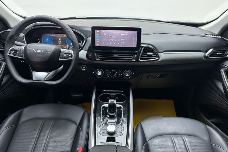 Used EXEED Lingyun 2020 1.6T Two-Wheel Drive Star Edition Interior 4