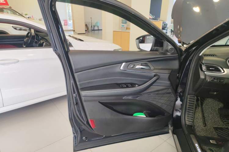 Used EXEED Lingyun 2020 1.6T Two-Wheel Drive Star Edition Interior 7