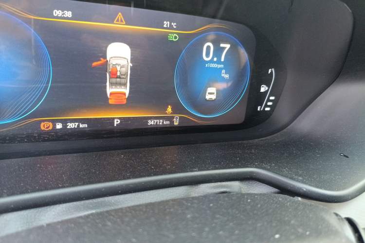 Used EXEED Lingyun 2020 1.6T Two-Wheel Drive Star Edition Odometer Close Up