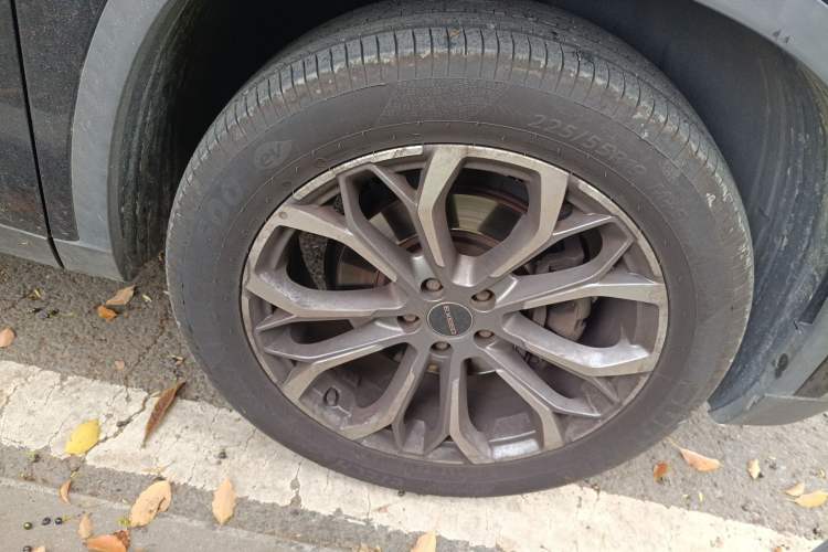 Used EXEED Lingyun 2020 1.6T Two-Wheel Drive Star Edition Right Front Wheel Hub