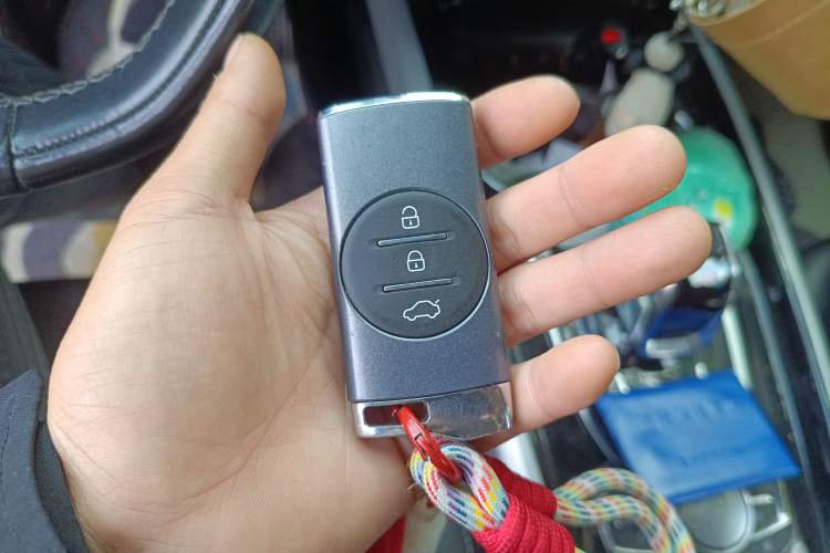 Used EXEED Lingyun 2020 1.6T Two-Wheel Drive Star Edition Vehicle Key