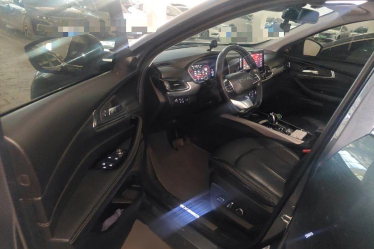 Used EXEED Lingyun 2020 1.6T Two-Wheel Drive Star Edition Driver Seat