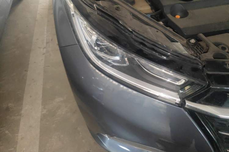 Used EXEED Lingyun 2020 1.6T Two-Wheel Drive Star Edition Right Front Headlight