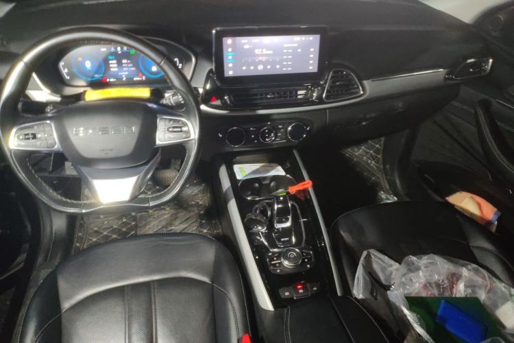 Used EXEED Lingyun 2020 1.6T Two-Wheel Drive Star Edition Center Console