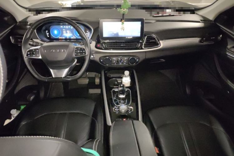 Used EXEED Lingyun 2020 1.6T Two-Wheel Drive Star Edition Center Console