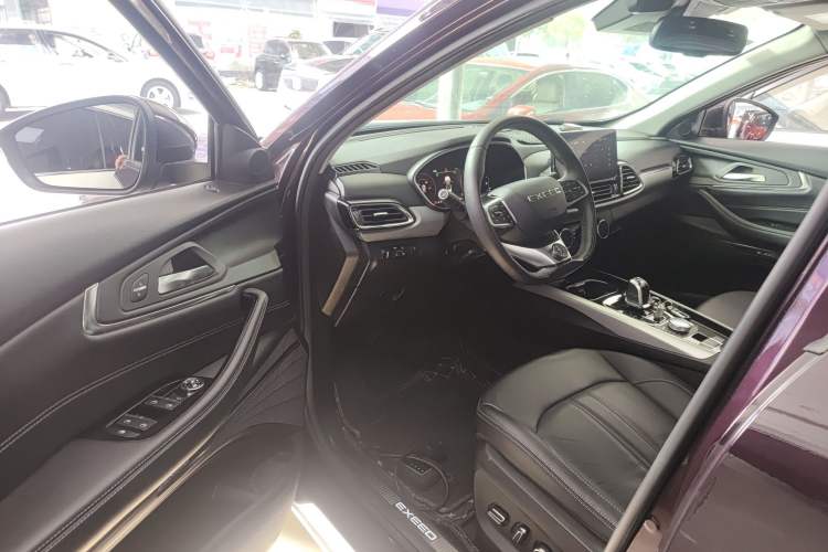 Used EXEED Lingyun 2020 1.6T Two-Wheel Drive Star Edition Driver Seat