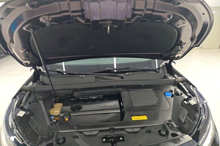 Used EXEED Lingyun 2020 1.6T Two-Wheel Drive Star Edition Engine Bay