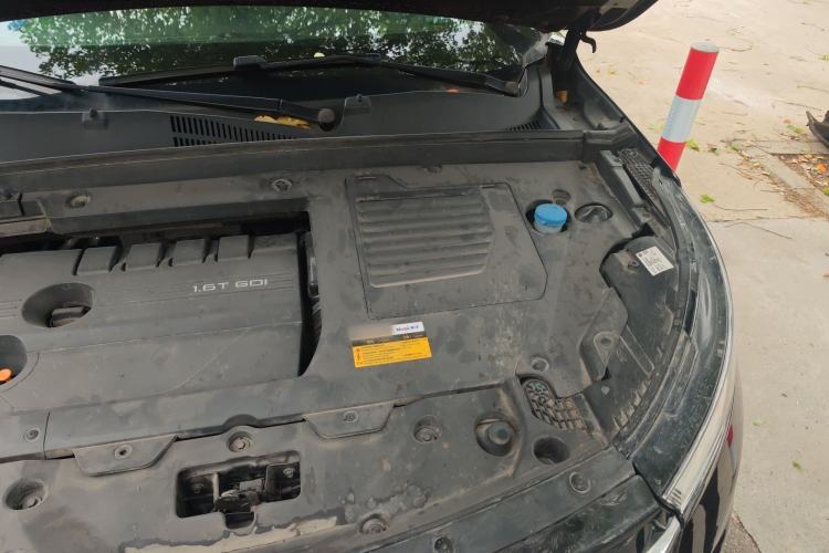 Used EXEED Lingyun 2020 1.6T Two-Wheel Drive Star Edition Engine Bay Left
