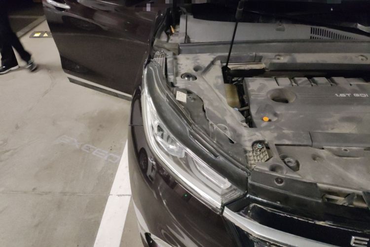 Used EXEED Lingyun 2020 1.6T Two-Wheel Drive Star Edition Engine Bay Right