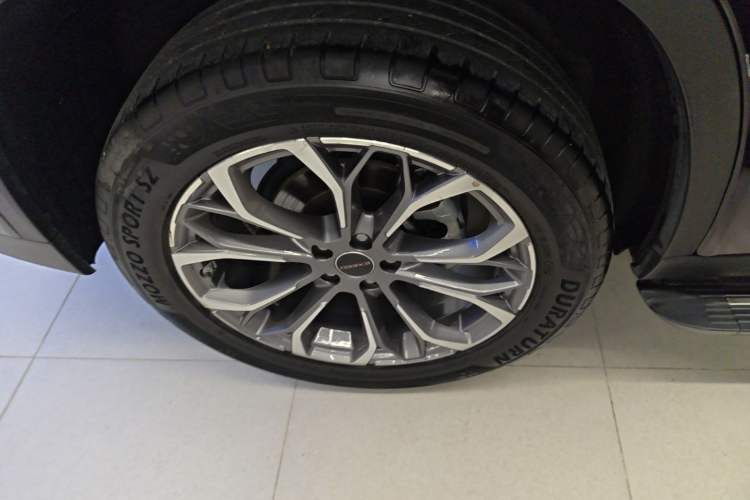 Used EXEED Lingyun 2020 1.6T Two-Wheel Drive Star Edition Exterior 5