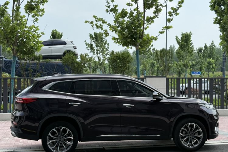 Used EXEED Lingyun 2020 1.6T Two-Wheel Drive Star Edition Exterior 6