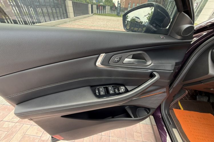 Used EXEED Lingyun 2020 1.6T Two-Wheel Drive Star Edition Interior 4