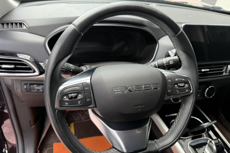 Used EXEED Lingyun 2020 1.6T Two-Wheel Drive Star Edition Interior 5
