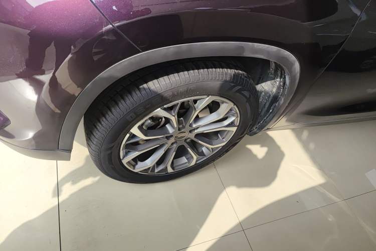 Used EXEED Lingyun 2020 1.6T Two-Wheel Drive Star Edition Left Front Wheel Hub